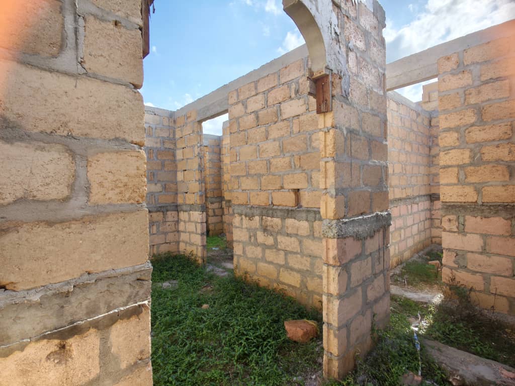 NYUMBA MBUZINI  ZANZIBAR