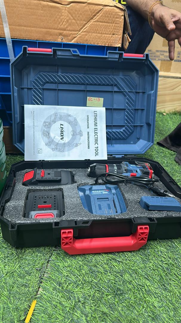 CORDLESS DRILL/DRIVER KIT